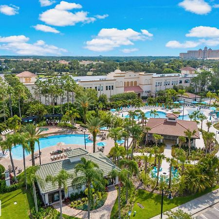 The Epic London Vista Cay Orlando Next To The Club Apartment Exterior photo