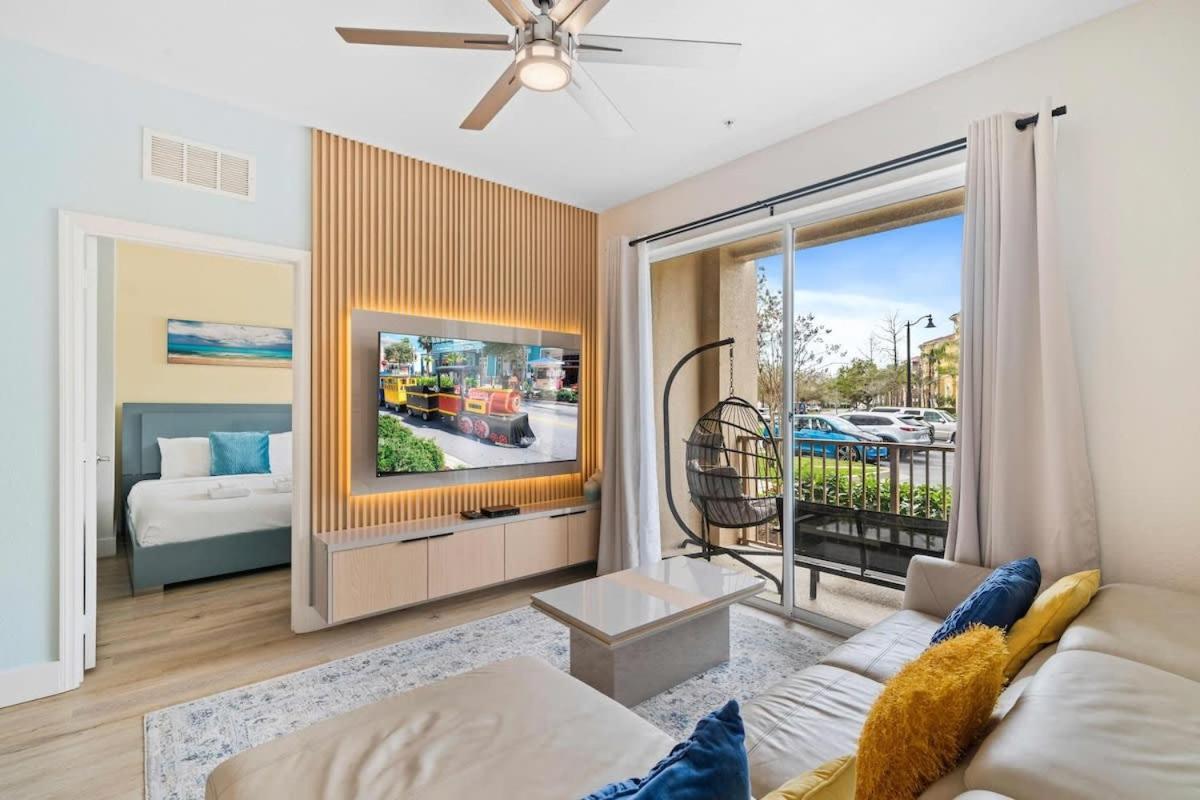 The Epic London Vista Cay Orlando Next To The Club Apartment Exterior photo