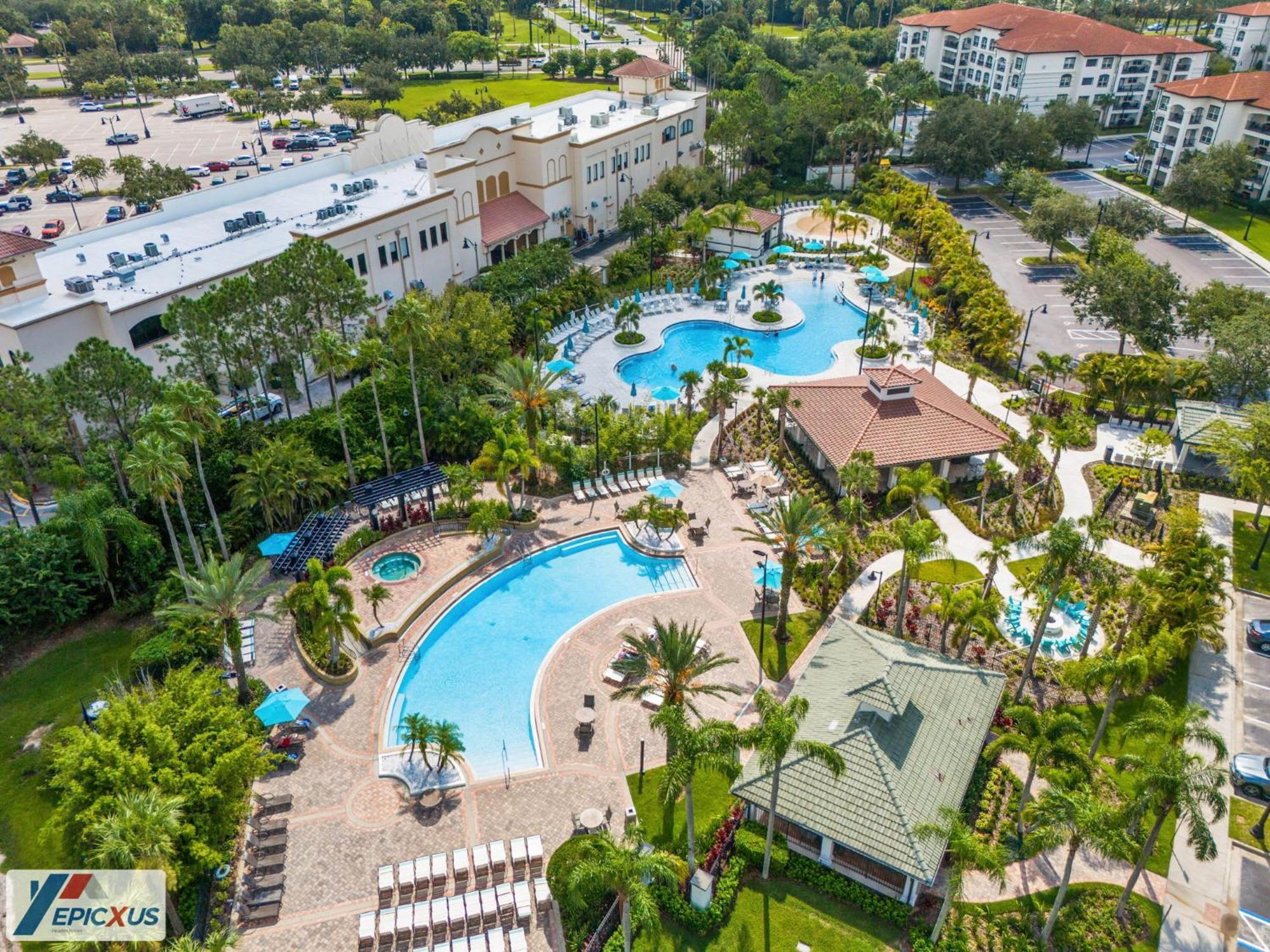 The Epic London Vista Cay Orlando Next To The Club Apartment Exterior photo